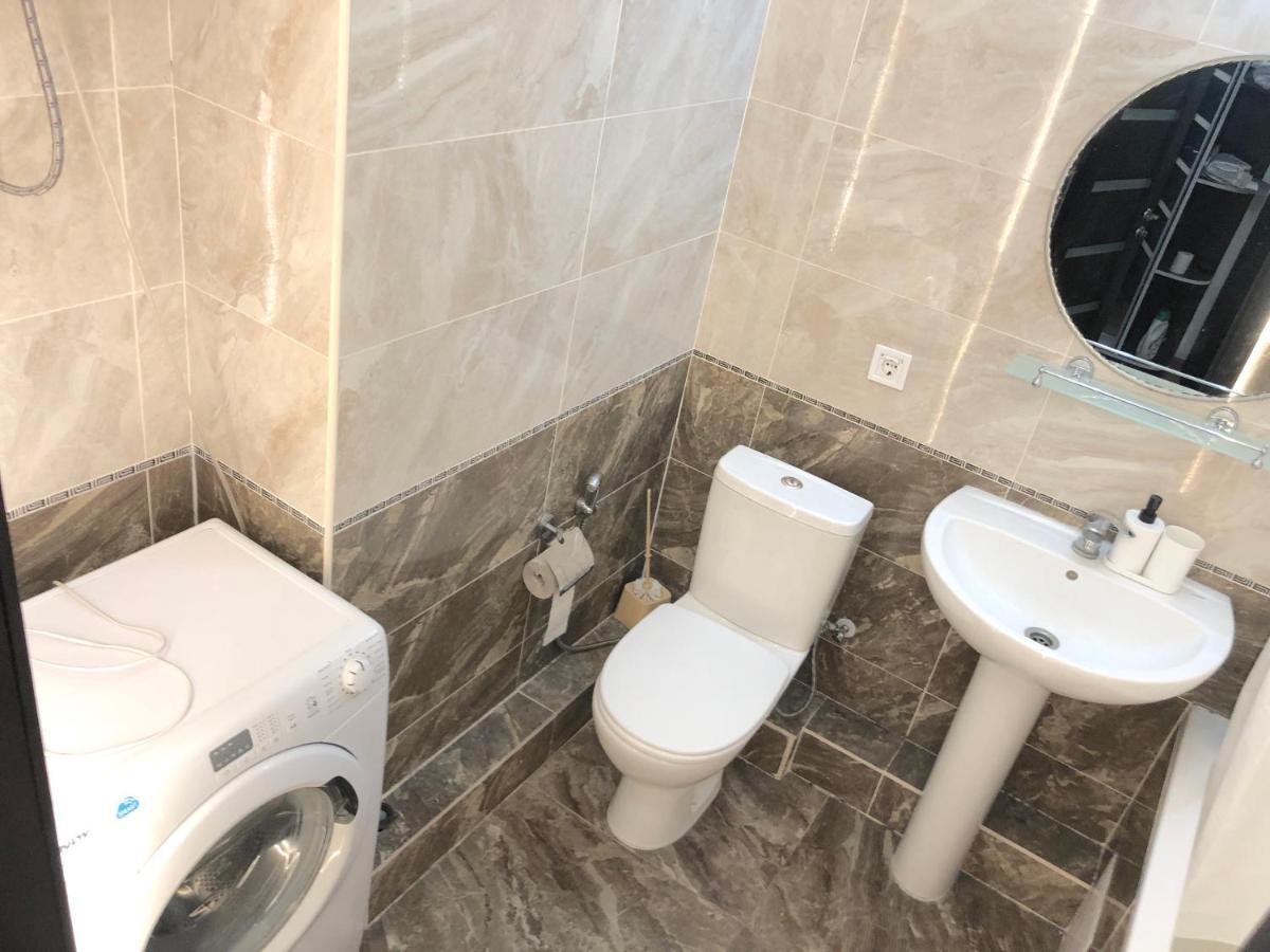 Жд Вокзал Пр Победы 67-В Метро Нивки Парк Шулявка Appartement Kiev Buitenkant foto